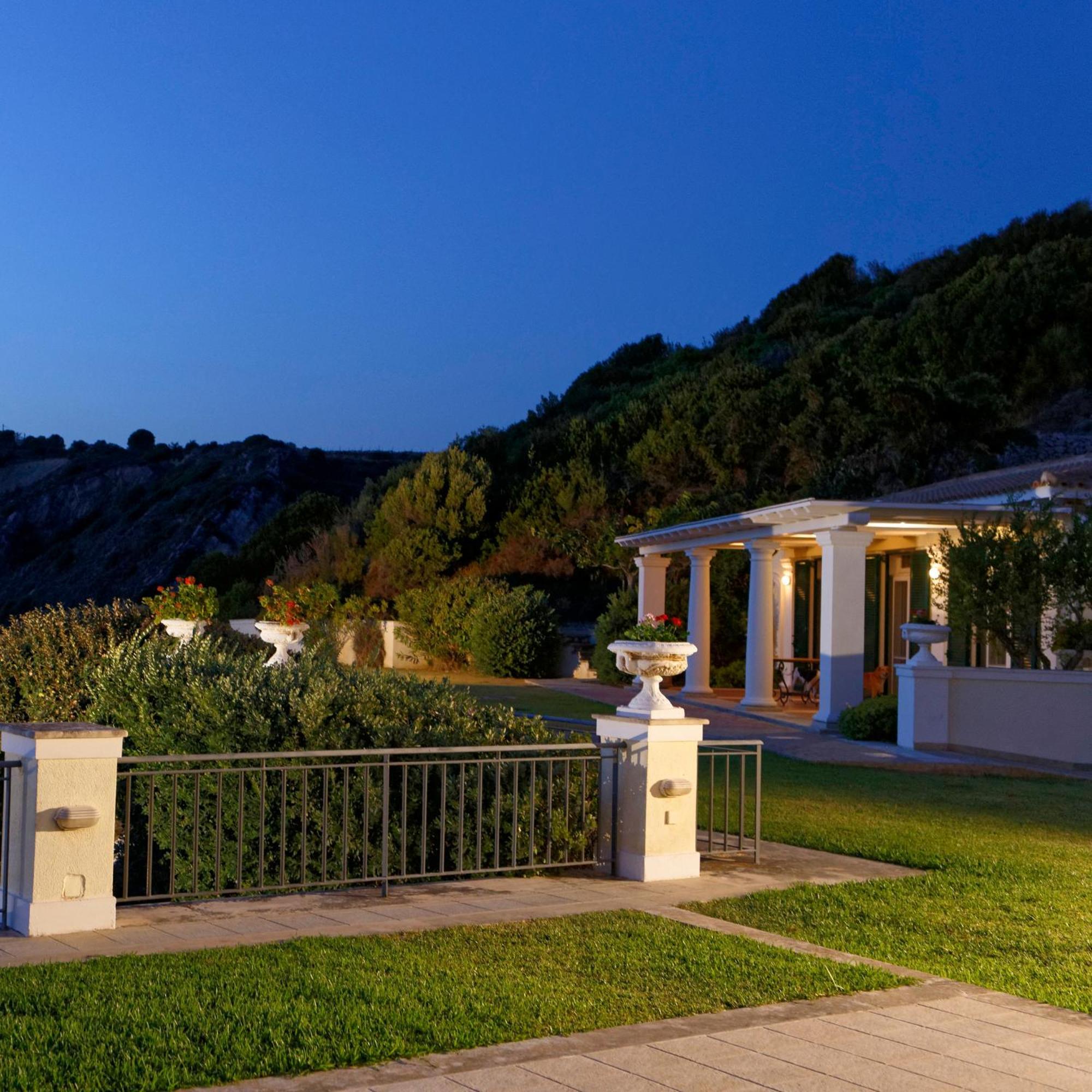 Villa Rhoe Minia Buitenkant foto